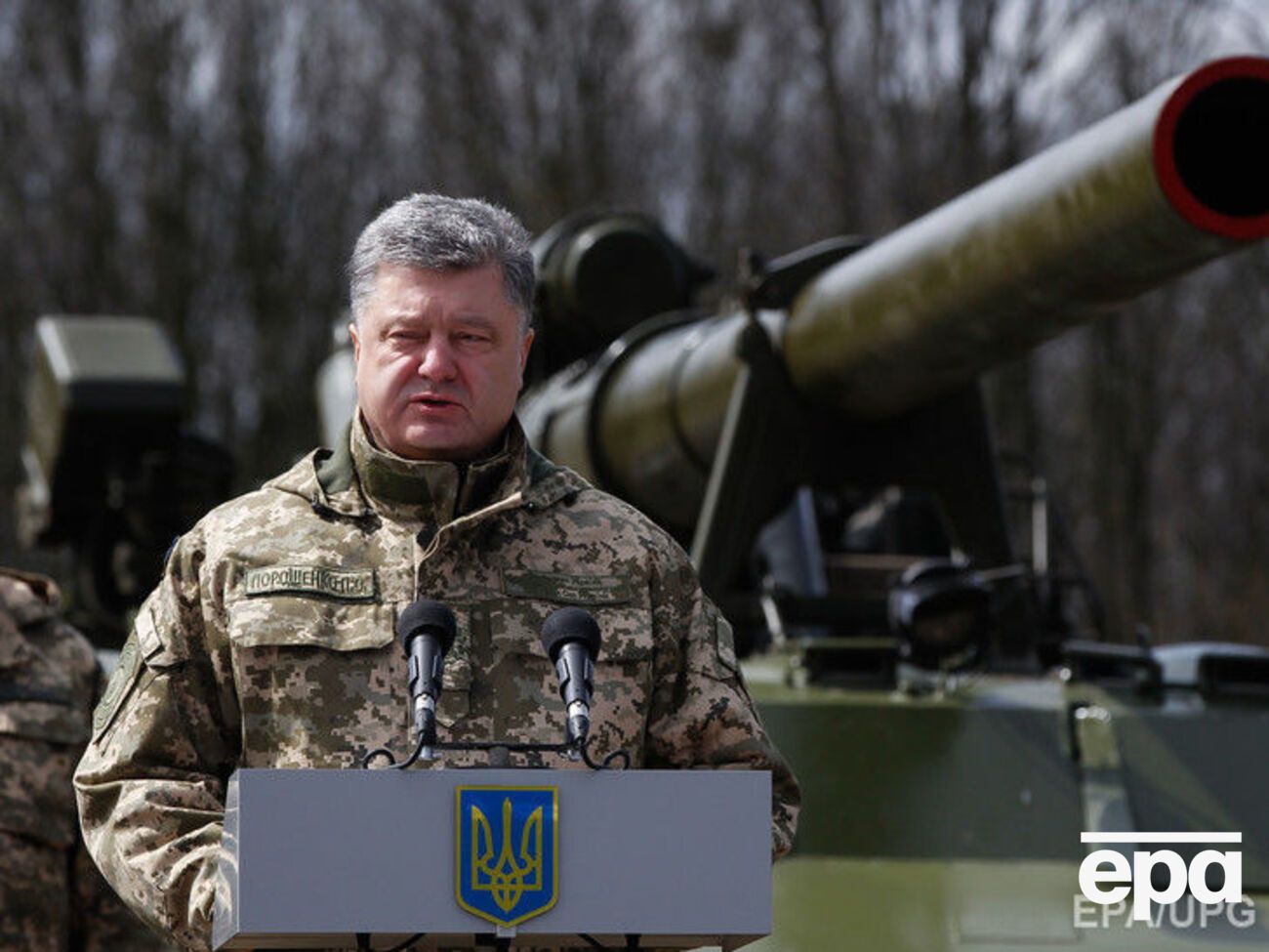 Порошенко подчеркнул, что на Донбассе растет количество обстрелов