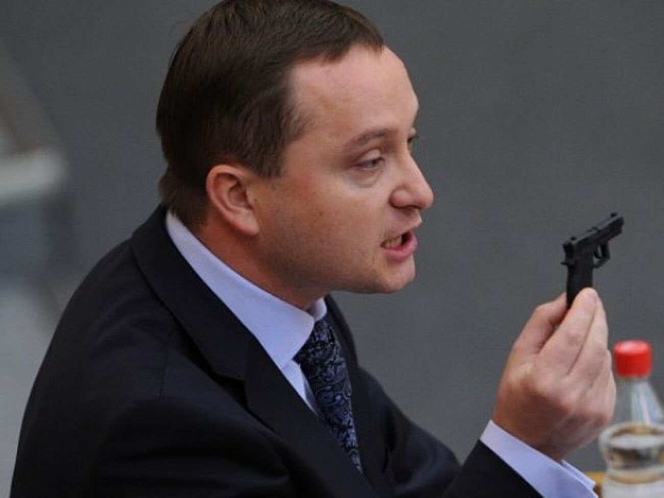 Депутат Госдумы РФ Роман Худяков объявил войну гимну Украины