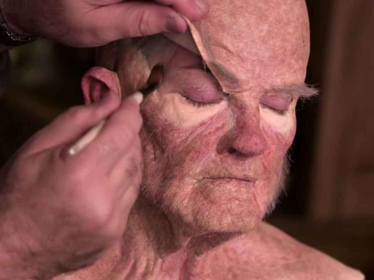 Художник по гриму показал детали своей работы