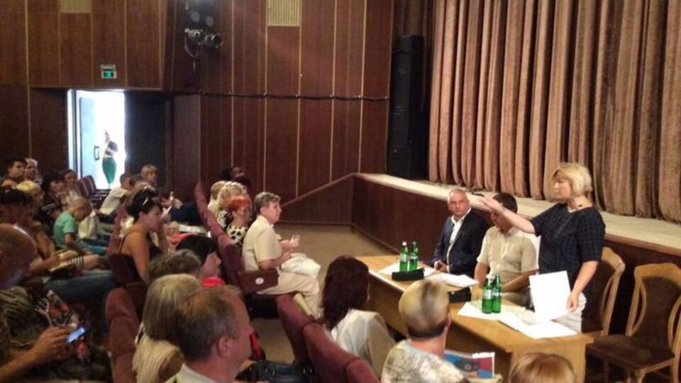 Ирина Геращенко встретилась с семьями украинских пленников на Донбассе