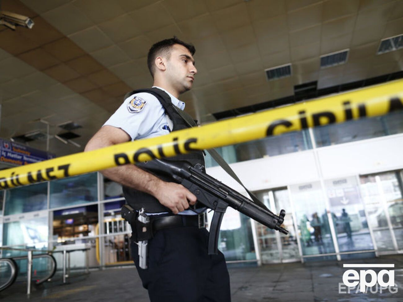 В МИД Кыргызстана заявили, что личности смертников еще не установили