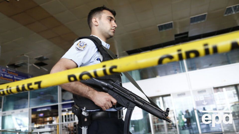 В МИД Кыргызстана заявили, что личности смертников еще не установили