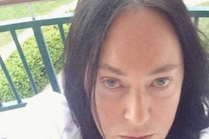 Гузеева: Друзья, делюсь: бросила курить! Полюбила платья