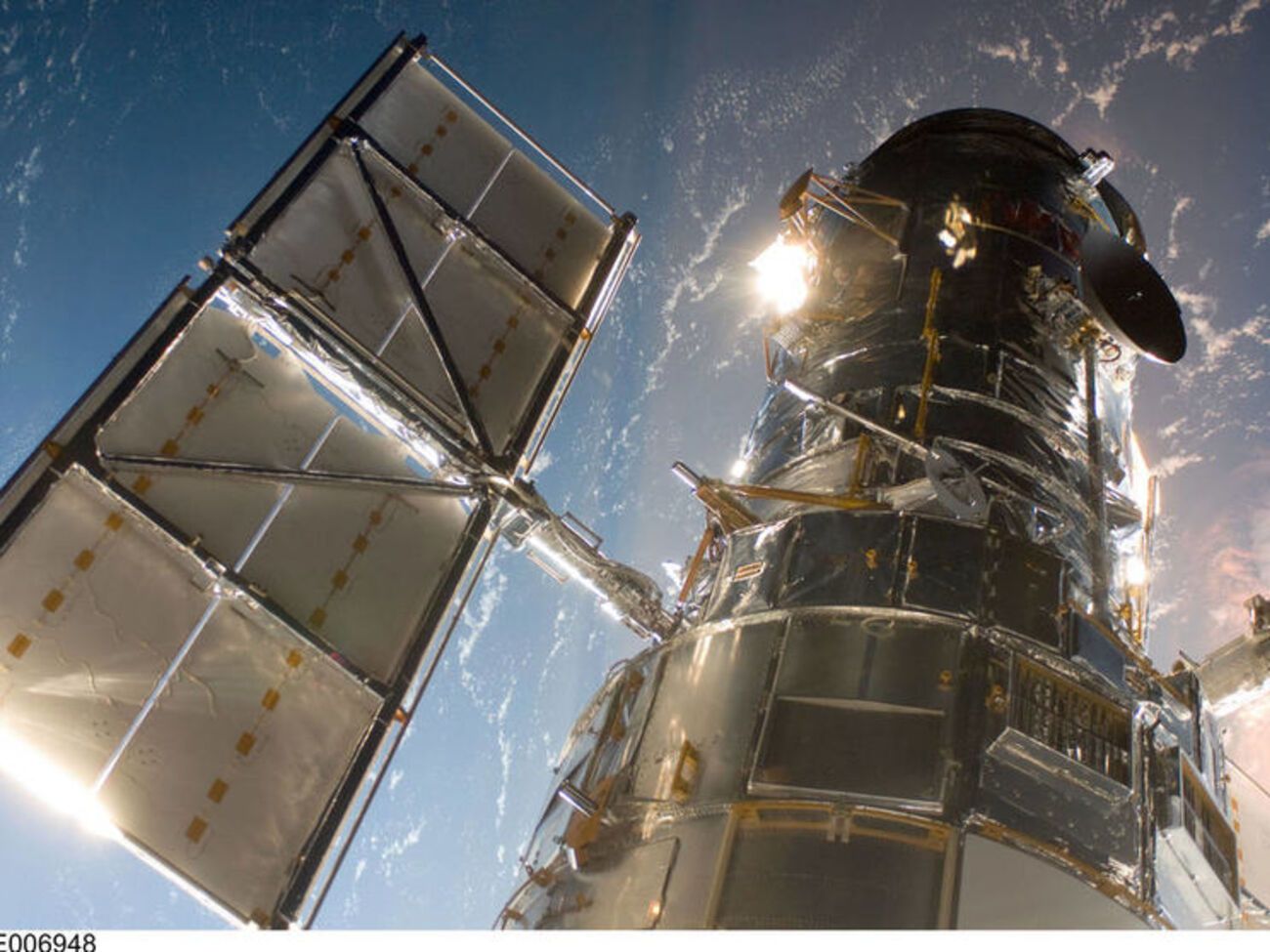 Сделанные телескопом Hubble снимки помогают ученым изучать галактики