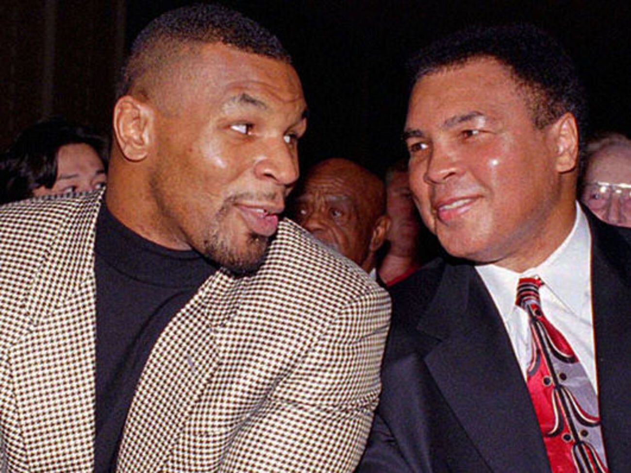 Майк Тайсон и Мохаммед Али, которого Железный Майк считал великим спортсменом