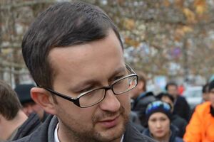 По словам Джелялова (на фото), Мустафаев имеет троих детей