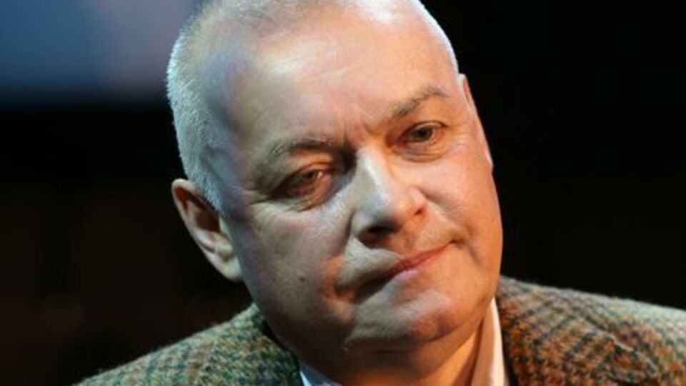 Дмитрий Киселев после сюжета о Крыме: Ну и вернемся в Россию
