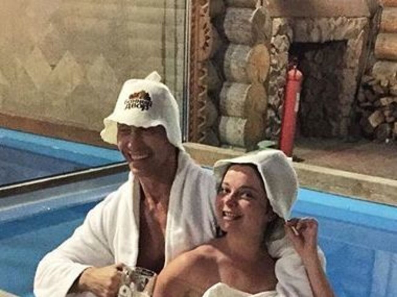 Тарзан:&nbsp;Ну что, лопала именинный торт? Вкусно было? Ну вот теперь отработка!!!