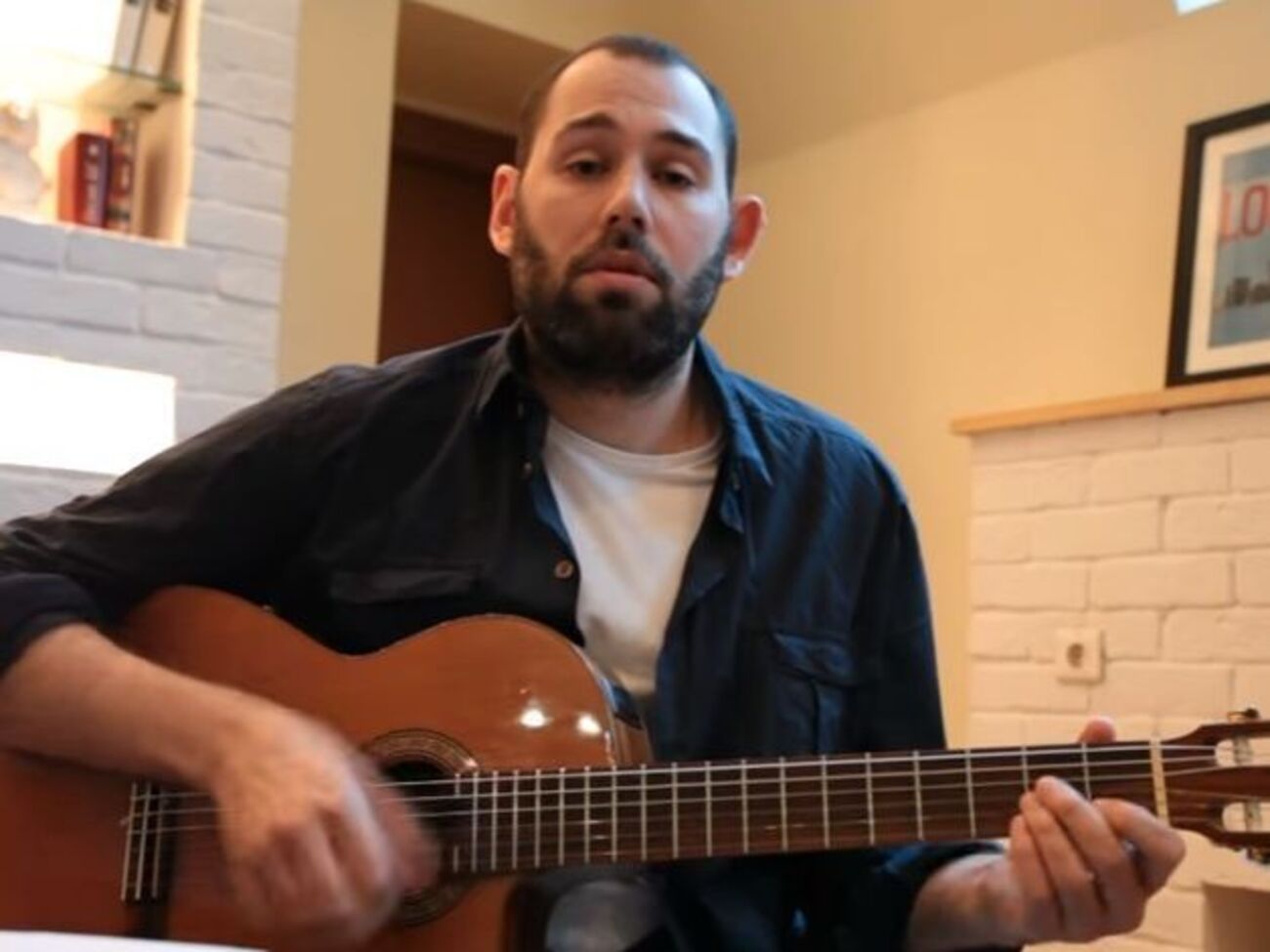 Слепаков: Хорошего вам настроения. Вы держитесь здесь, просто денег нет