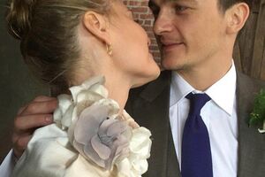 Пара поделилась свадебными фотографиями спустя месяц после свадьбы