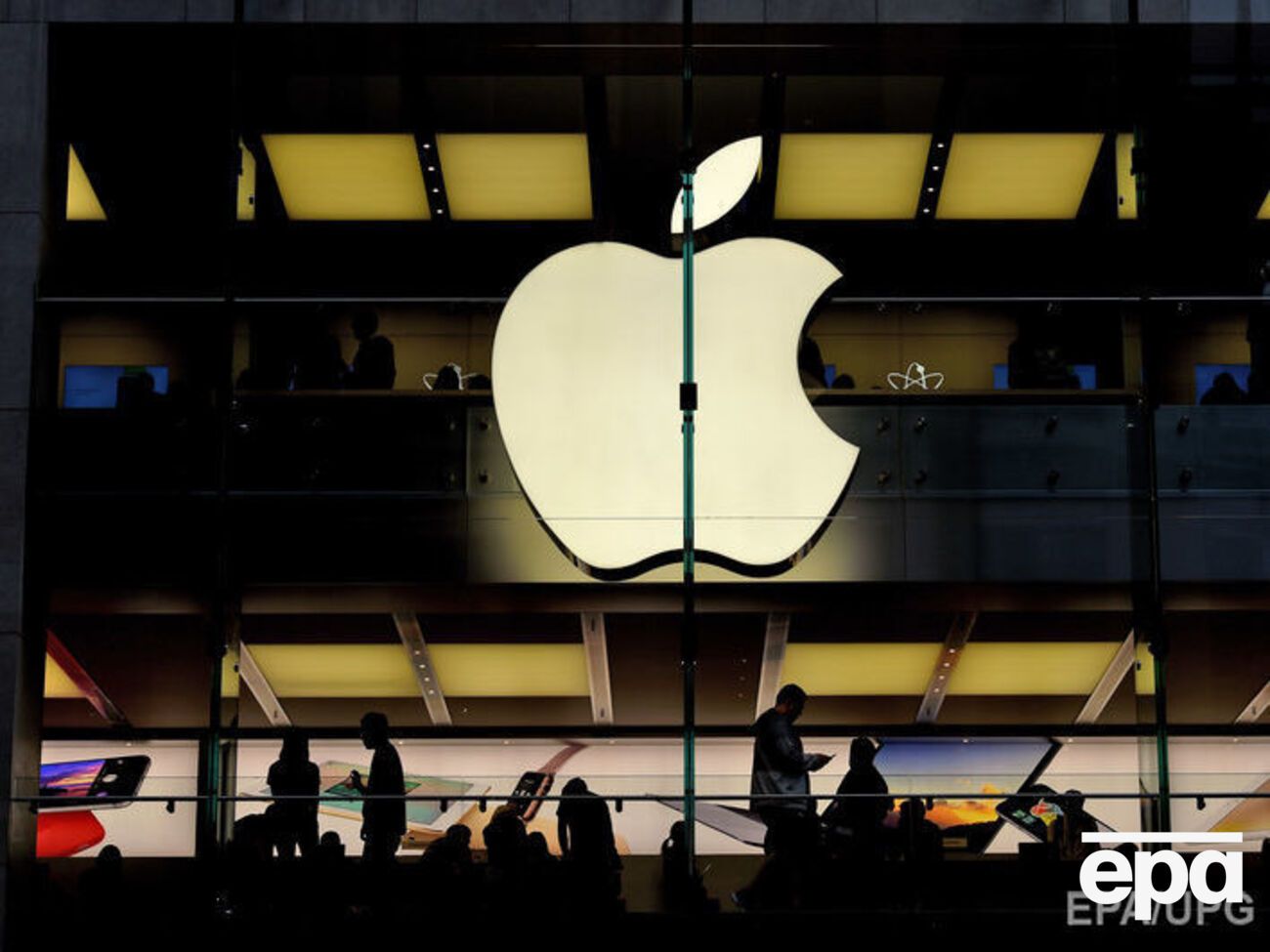 Американцы стесняются пользоваться Siri