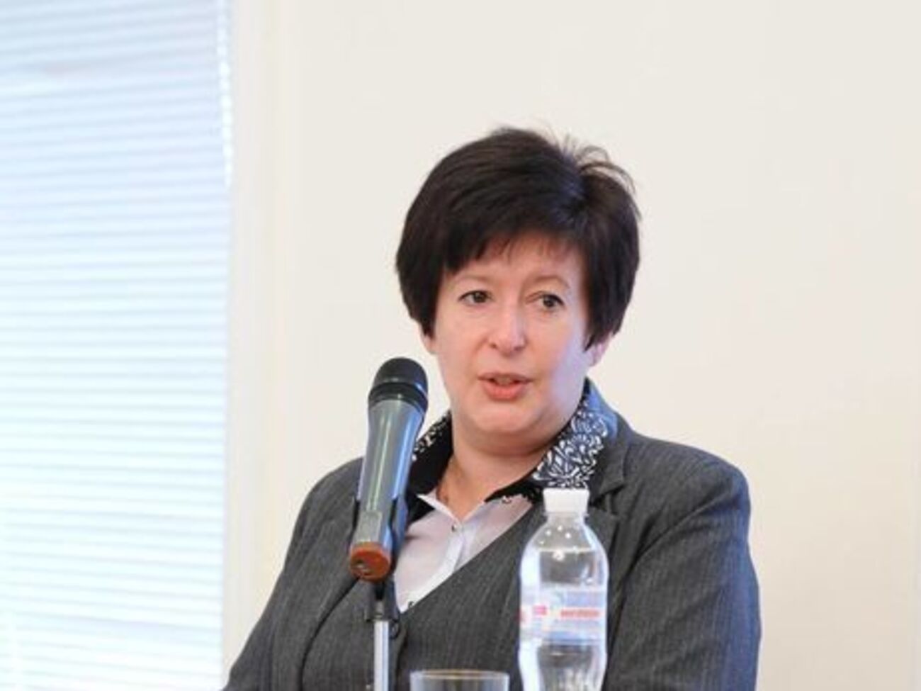 Лутковская: Власти обязаны использовать любые средства, чтобы обеспечить мирное проведение собрания