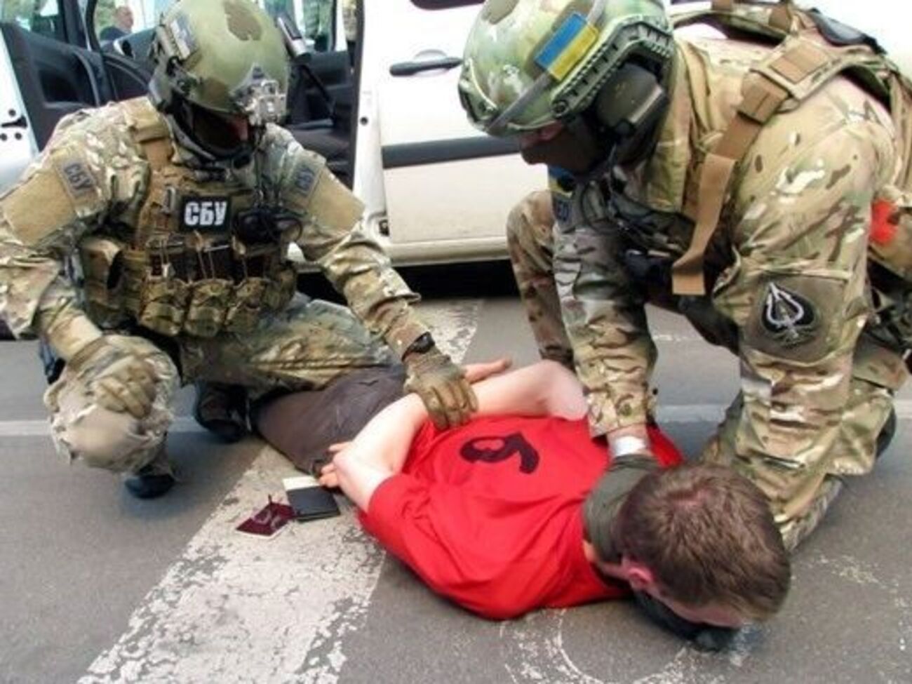 Француза задержали на украинско-польской границе при попытке вывезти оружие и взрывчатку