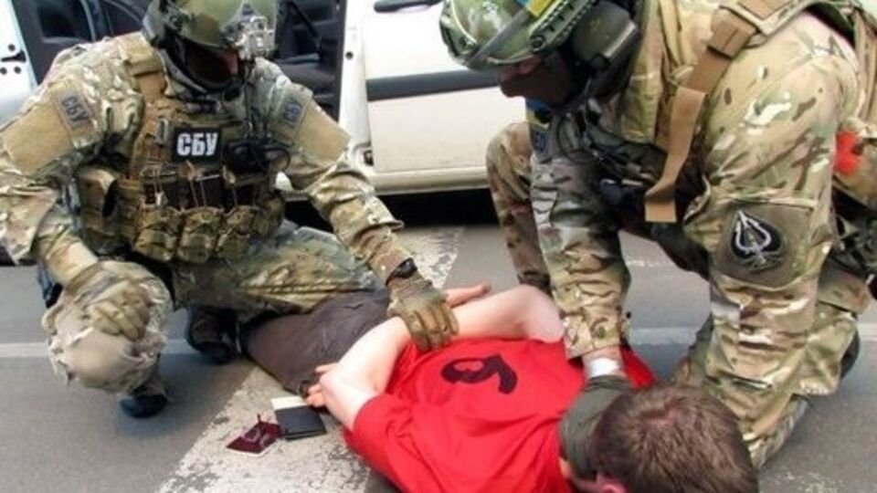 Француза задержали на украинско-польской границе при попытке вывезти оружие и взрывчатку