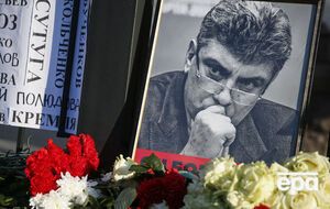 Источник: Полицейские неожиданно уехали, а преступники отправились на поиски Немцова