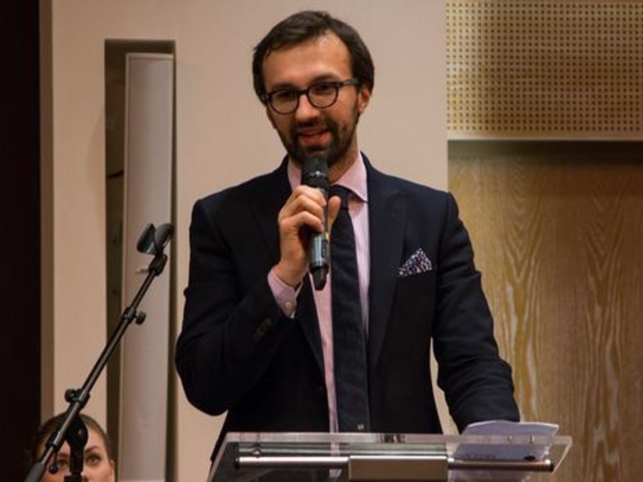 Лещенко: Господин Иванющенко может свободно въехать в любую страну Европы и не будет задержан
