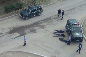 Операция по задержанию подозреваемых в причастности к теракту продолжается