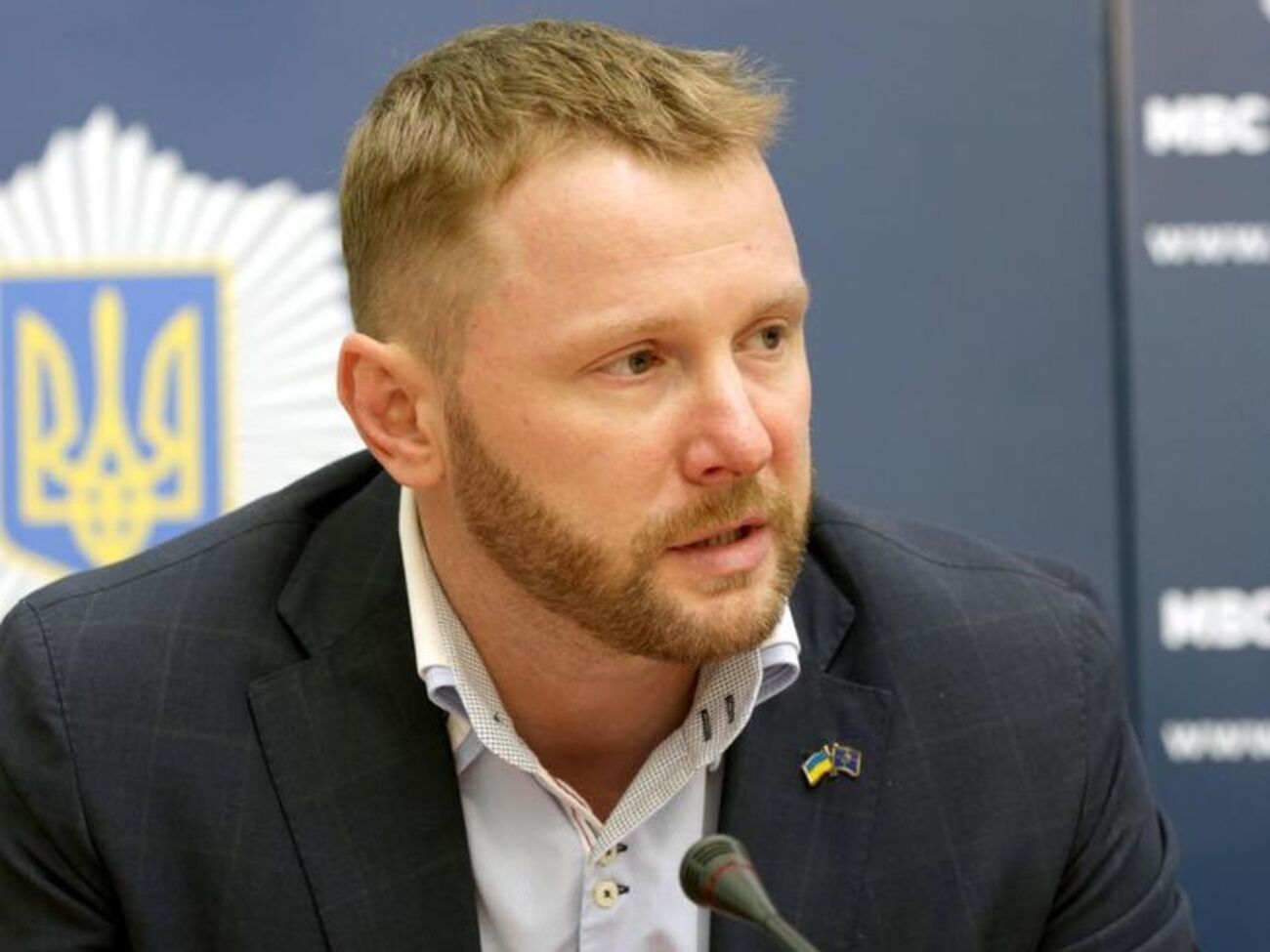 Шевченко: Поскольку в украинском юридическом поле нет судебного решения о задержании этого гражданина, то Генпрокуратура будет решать, что делать, если Иванющенко появится где-то