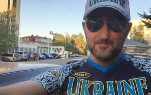 Мочанов: Кто бы ни предпринимал усилий, чтобы освободить людей, сидящих в плену, о нем сразу орут "зрада"