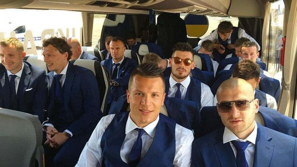 Украина прибыла во Францию на Евро 2016. Фоторепортаж