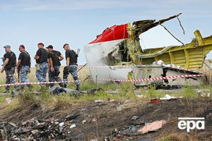Обломки Boeing, упавшего в Донецкой области