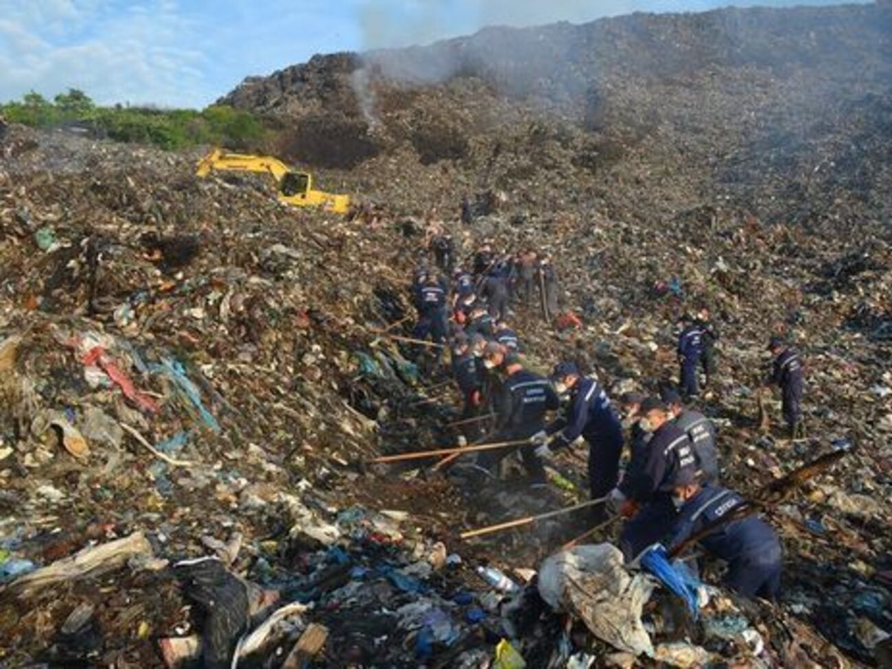 Грибовицкую свалку будут тушить при помощи авиации