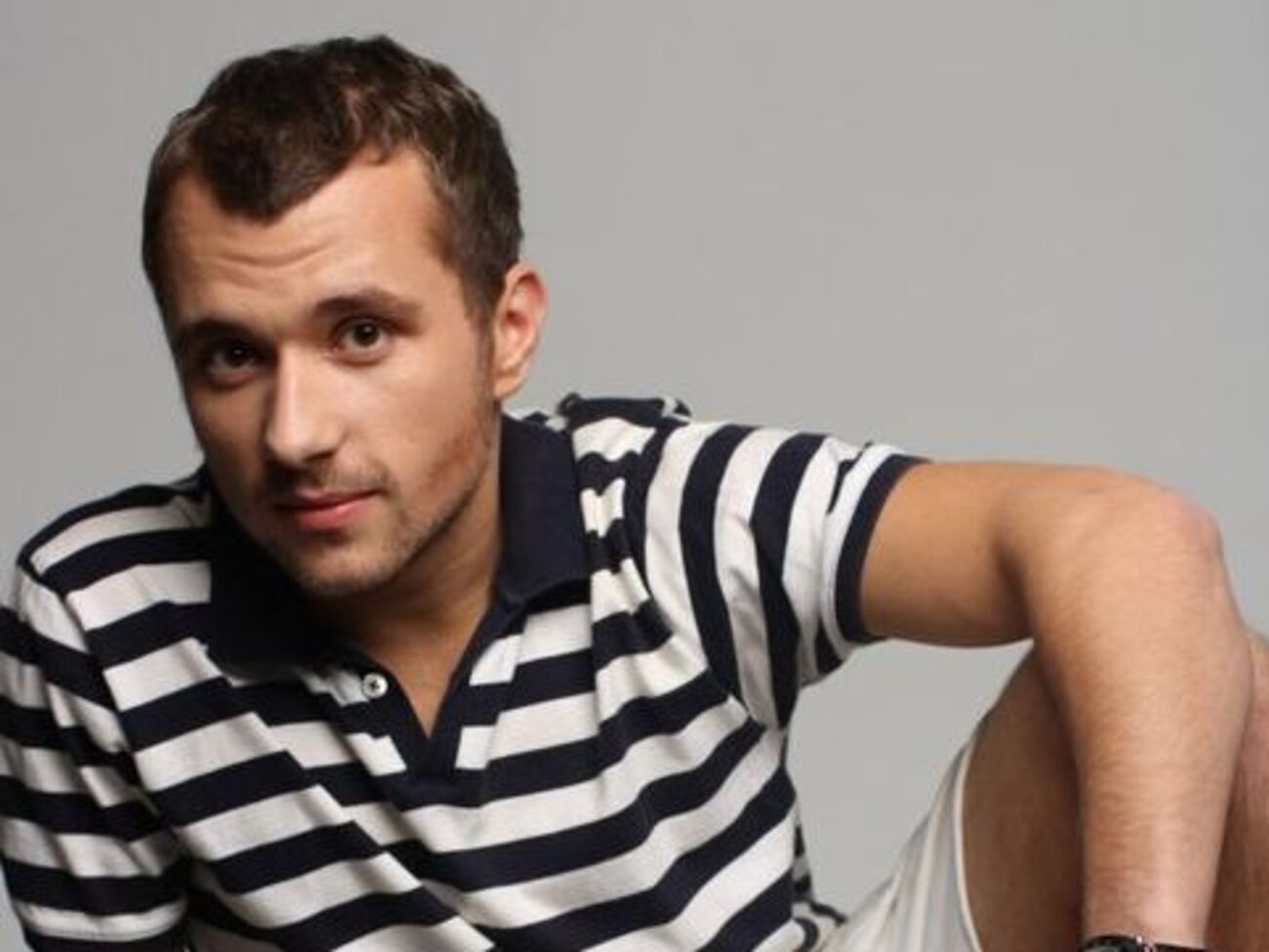 Якин не называет имени жены