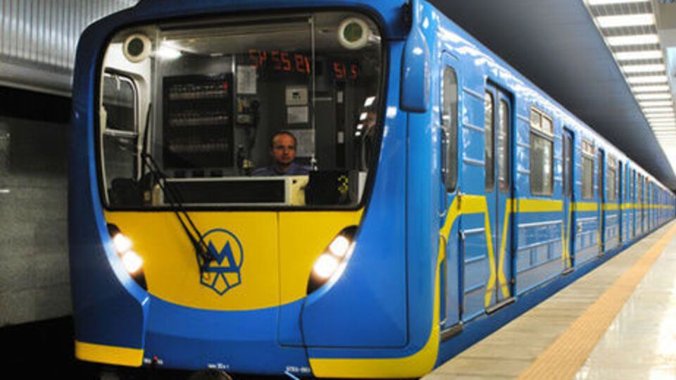 Планируется, что к концу 2017 года во всем киевском метро будет интернет