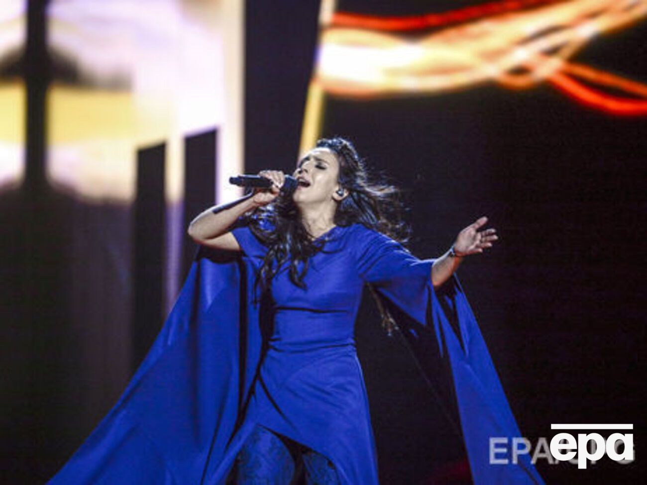 Джамала опубликовала юмористический ролик исполнения песни Адель