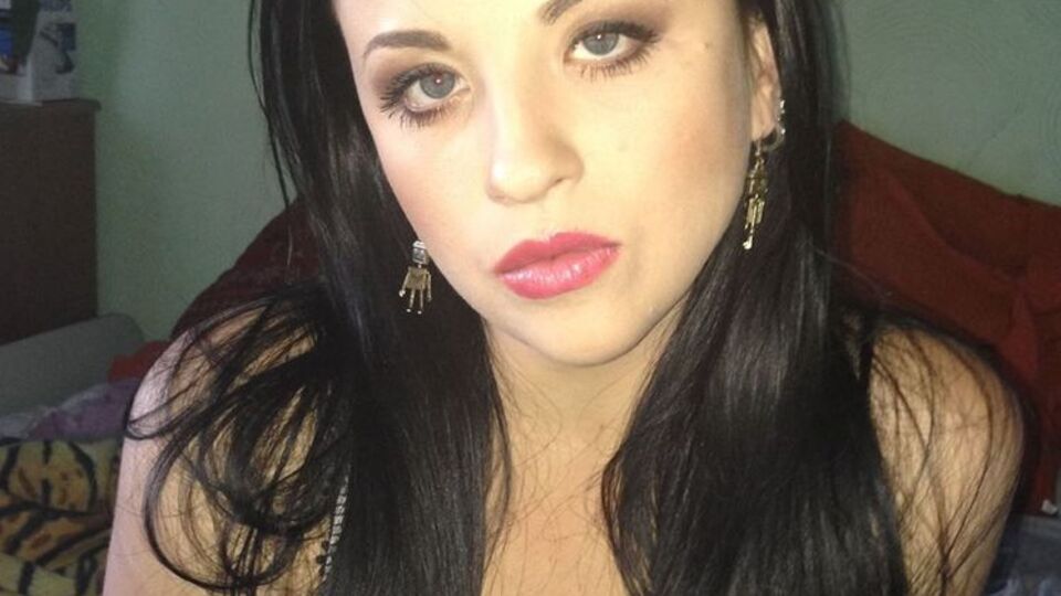 Лизгунова в сольном проекте взяла псевдоним Liz Gun