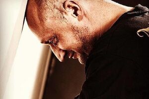 Куценко: Три блондинки и блондин!