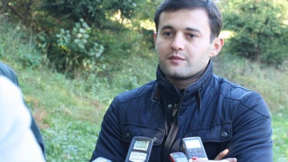 Рикота: Садовый боится людей и прячется от них