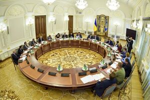 Порошенко заявил, что Верховный суд должен быть сформирован до конца года