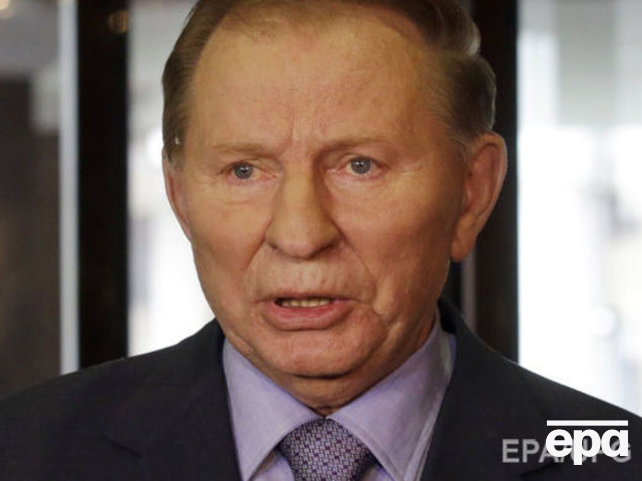 Кучма заявил, что переговоры в контактной группе идут тяжело