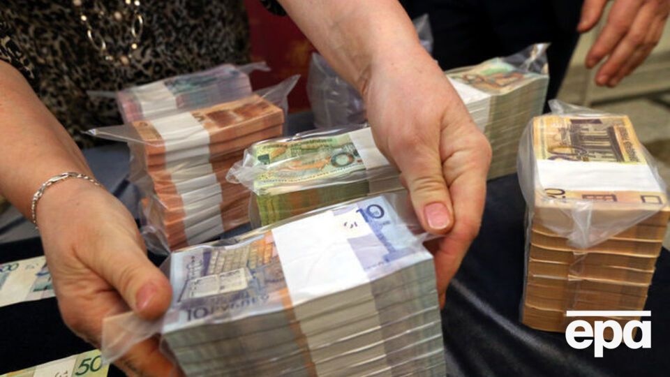 В Беларуси с купюр убрали четыре "лишние" нуля