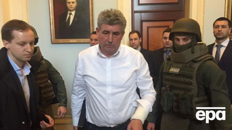 Сейчас защита Бурана знакомится с материалами дела