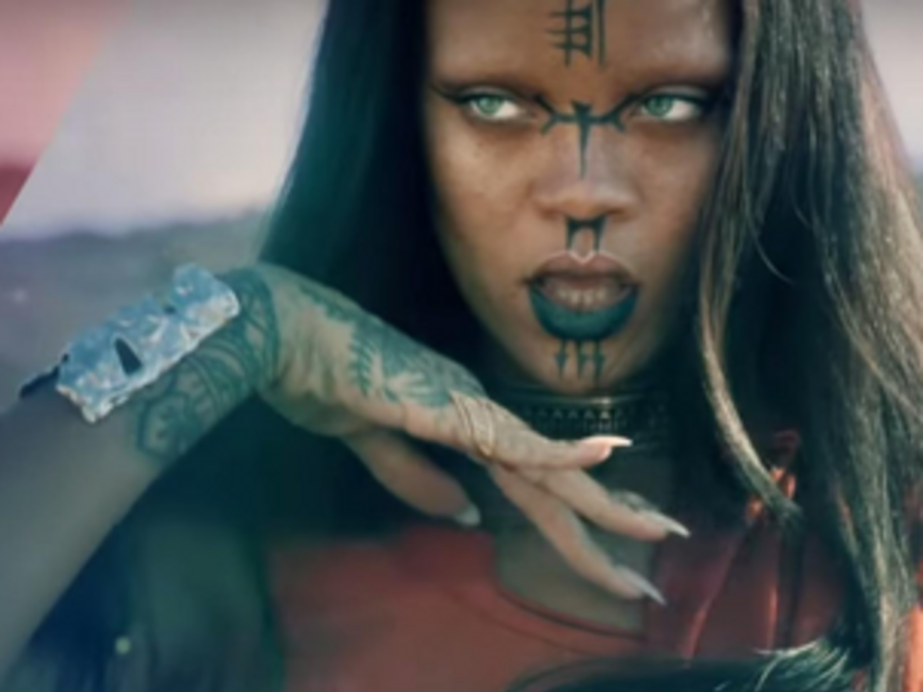 Клип Рианны менее&nbsp;чем за сутки посмотрели почти 2,5 млн пользователей