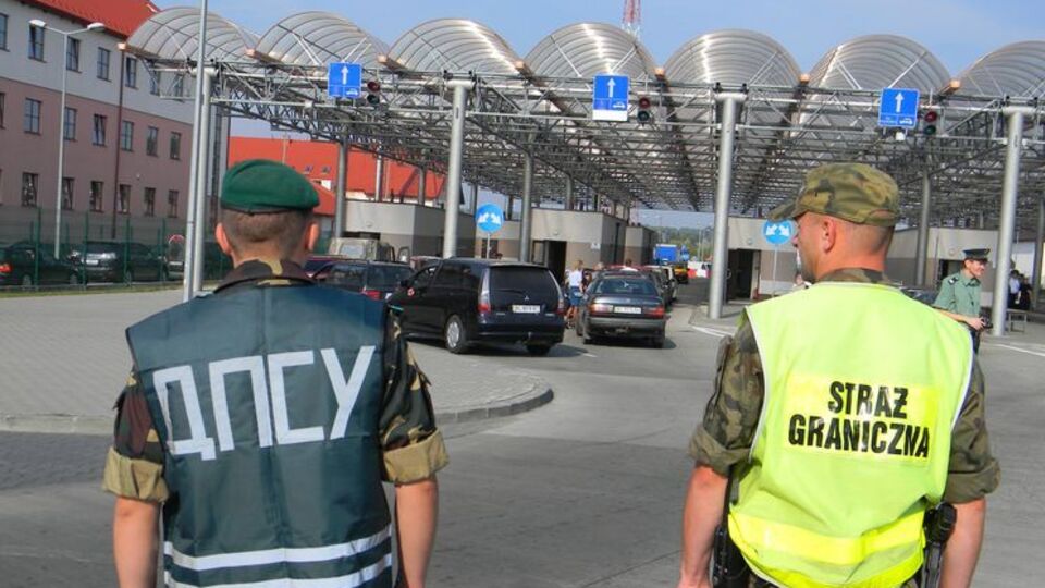 Украина и Польша достигли договоренности о малом пограничном движении в 2008 году