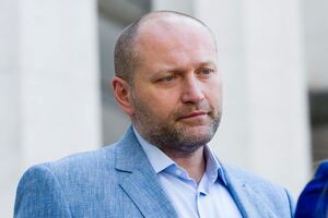 Борислав Береза: Раз война существует, значит, на ней кто-то зарабатывает