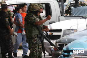 Полиция Мексики начала розыск убийц