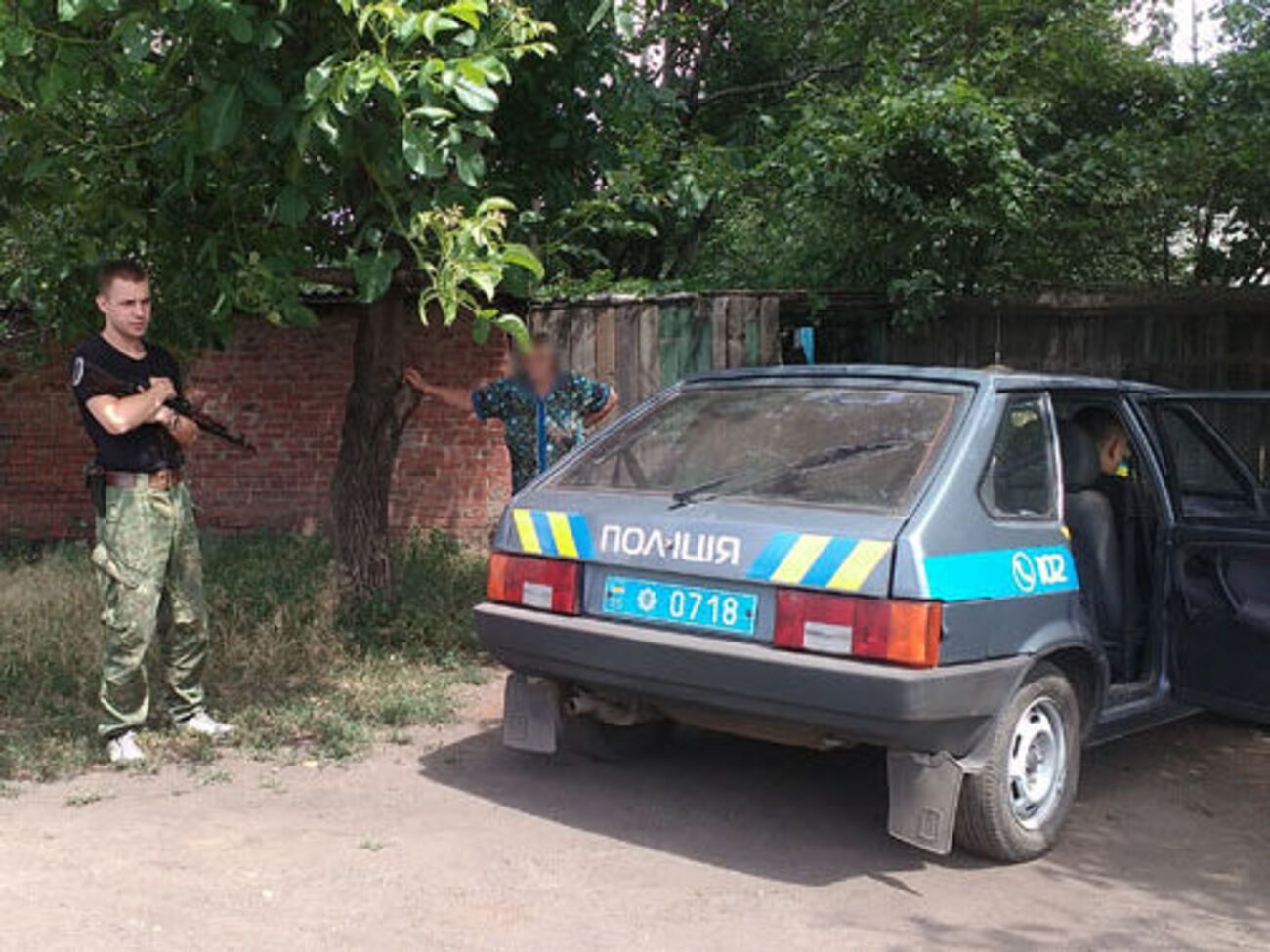 Нацполиция провела в Торецке контрдиверсионный рейд. Фоторепортаж
