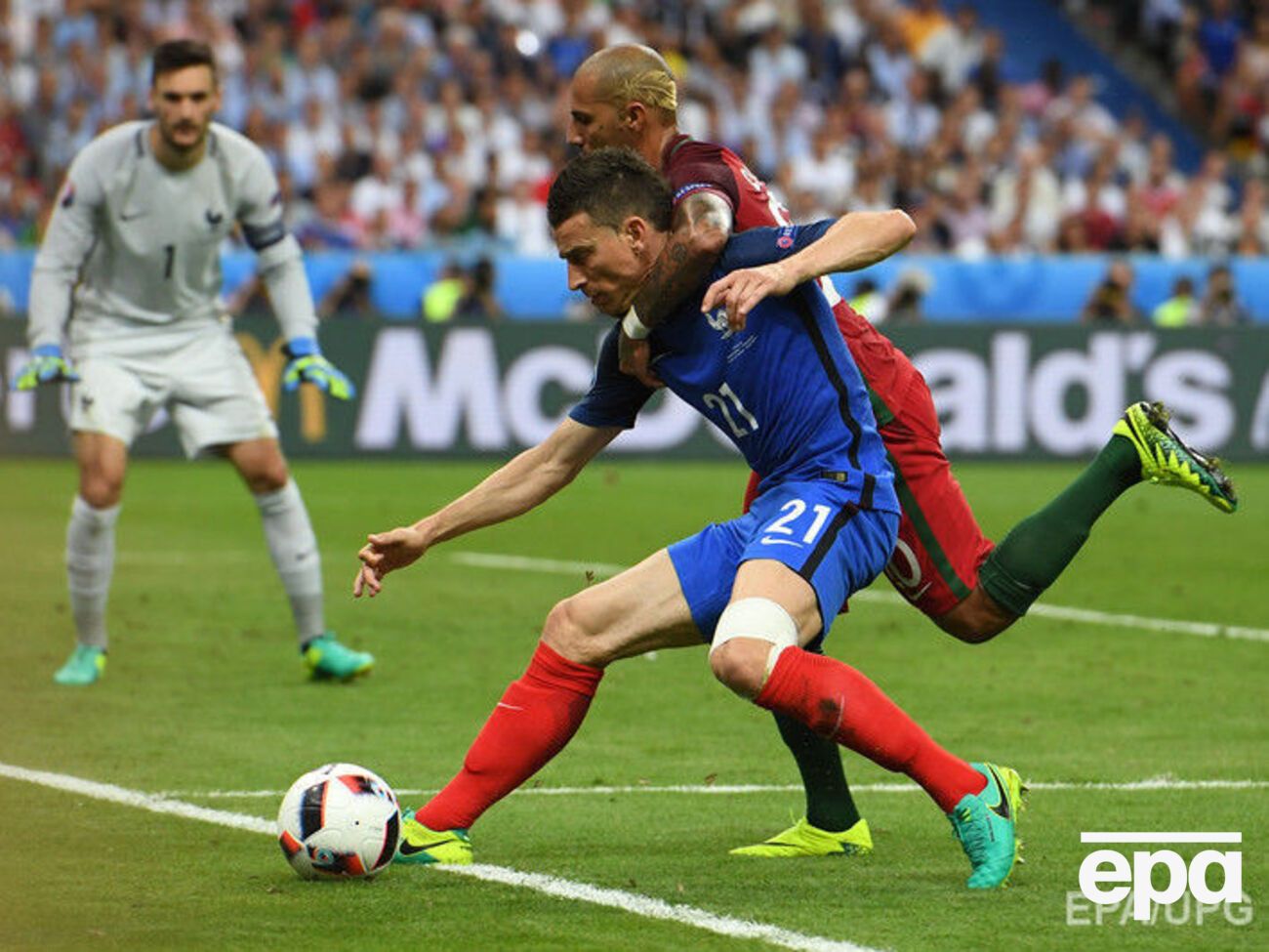 Португалия и Франция разыграют "золото" Евро 2016