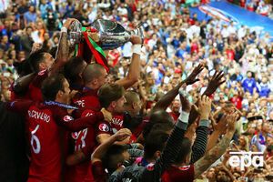 Португалия впервые побеждает на крупных турнирах