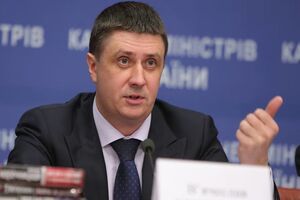 Кириленко отчитался о ходе декоммунизации