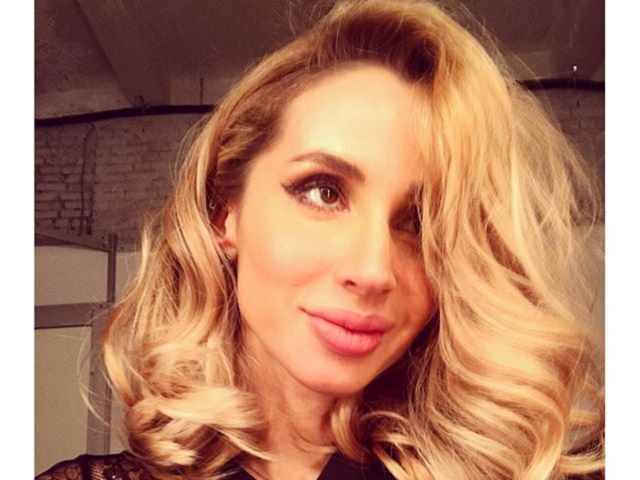 Loboda: Папуля! С днем рождения! Сил тебе, здоровья и долгих лет жизни. Мы рядом