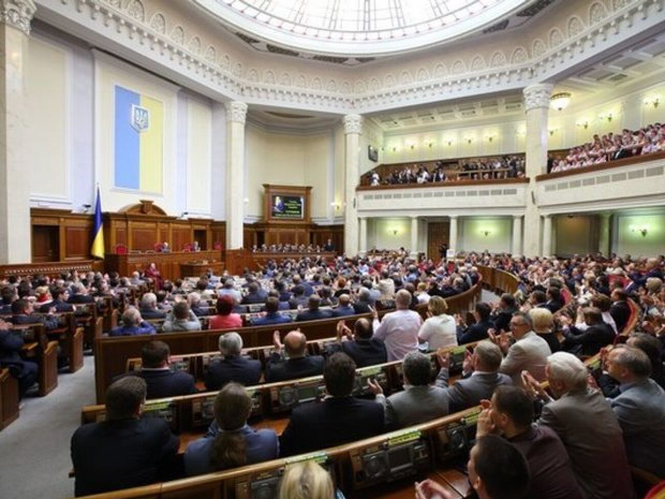 В случае выборов в июне, в парламент прошли бы пять партий