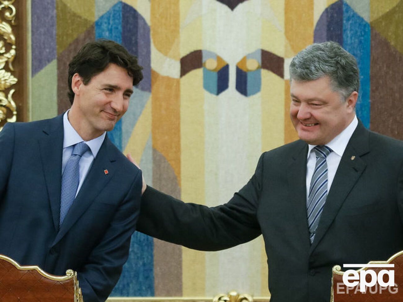 Трюдо и Порошенко обсудили военно-техническое сотрудничество, но летальное оружие Трюдо не обещает