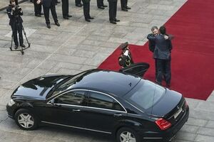 Порошенко и Трюдо договорились начать обсуждение либерализации визового режима между странами