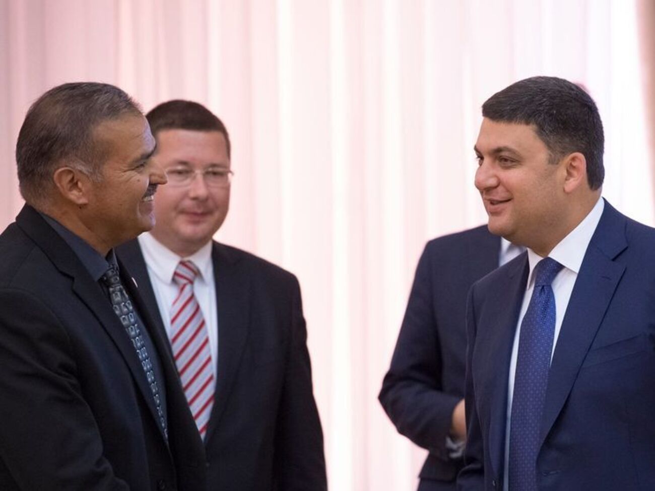 Гройсман: Это качественная профессиональная работа, которая позволила оценить, как можно преодолеть уязвимость нашей таможни перед коррупцией