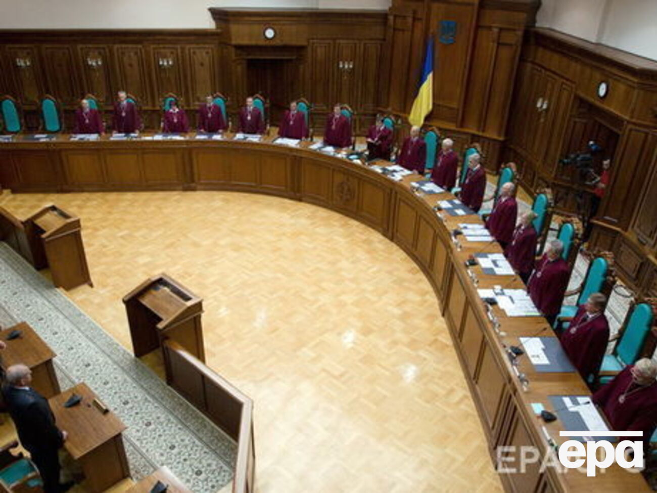КС запретил Кабмину контролировать финансирование судов